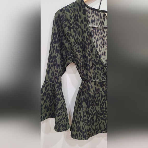 Leopard Print Wrap Top - Green - Picture 3 of 6